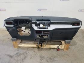 251-10673 Ford Truck 22 2022 Maverick Xlt Dash Panel Navy/gray With Srs Bezel Trim And Glove Box