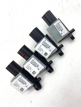 970618221 Porsche 2010-2016 Panamera Left And Right Air Srs Bag Crash Impact Sensor Set 4