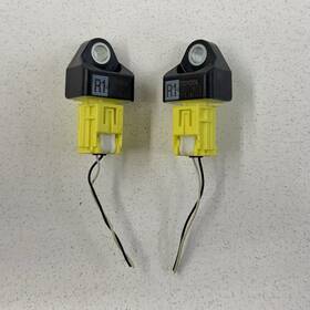 Toyota 89831-08110 25-26 Camry Crash Impact Sensor Oem