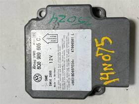 591-52324 Volkswagen Chassis Ecm Air Bag Under Center Console From Vin 050000 Fits 01 Passat 3794728
